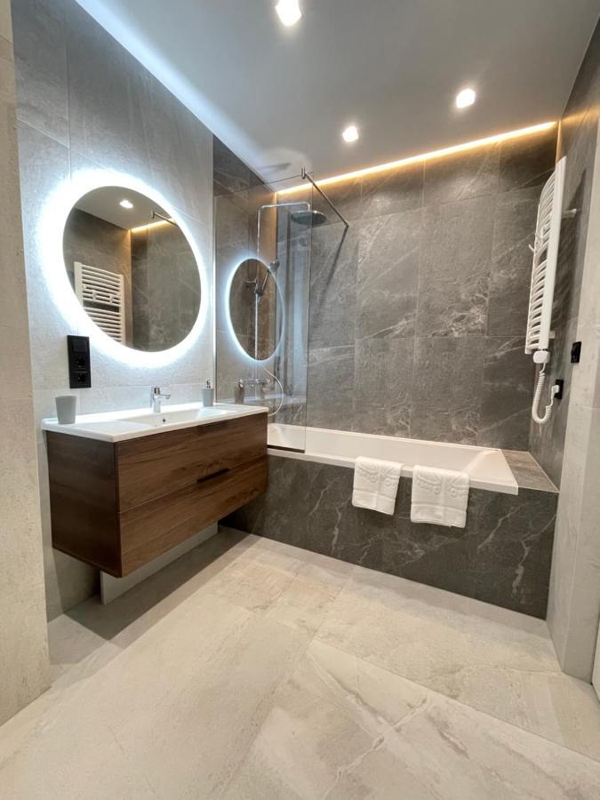 Cities Gallery Apartments Lviv Extérieur photo